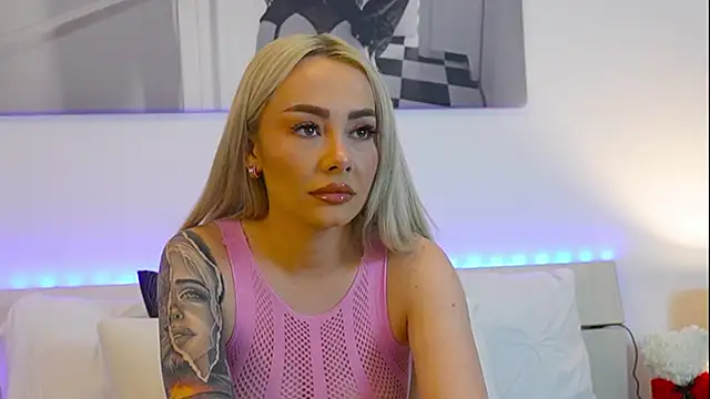 FrancescaGrayy online show from 05-04-26, 06:33