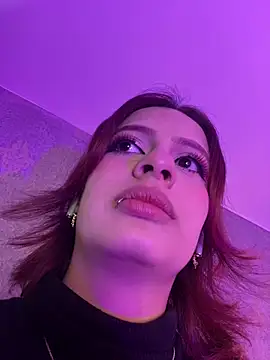 Snapshot of steffmontespink18 chatting on 05-30-26, 01:39 steffmontespink18 online show from 05-30-26, 01:39