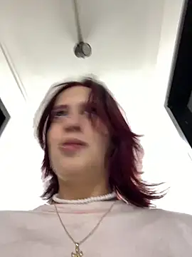 Snapshot of steffmontespink18 chatting on 06-11-26, 01:30 steffmontespink18 online show from 06-11-26, 01:30