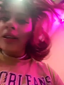 Snapshot of steffmontespink18 chatting on 08-04-26, 01:37 steffmontespink18 online show from 08-04-26, 01:37