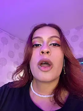 Snapshot of steffmontespink18 chatting on 07-15-26, 01:29 steffmontespink18 online show from 07-15-26, 01:29