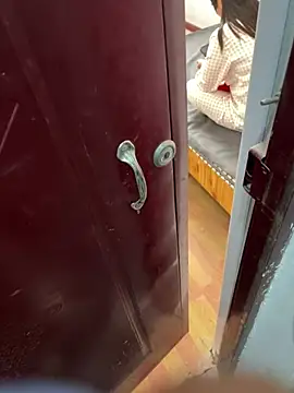 midnight-001 online show from 04-05-26, 04:46