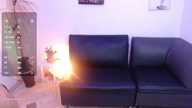Snapshot of Nina_petitte chatting on 05-05-26, 04:15 Nina petitte online show from 05-05-26, 04:15