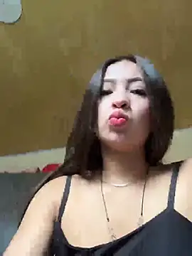 Itze Mua online show from 06-24-26, 07:01