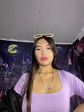 Itze Mua online show from 03-27-26, 03:15