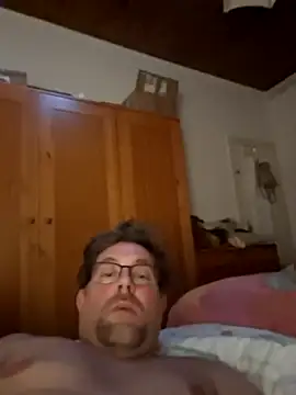 Snapshot of peyo91 chatting on 03-22-26, 09:27 peyo91 online show from 03-22-26, 09:27