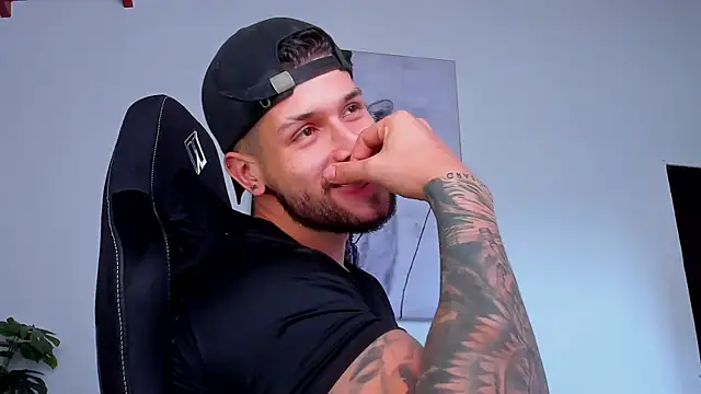 Santos ramirez1 online show from 06-15-26, 03:01