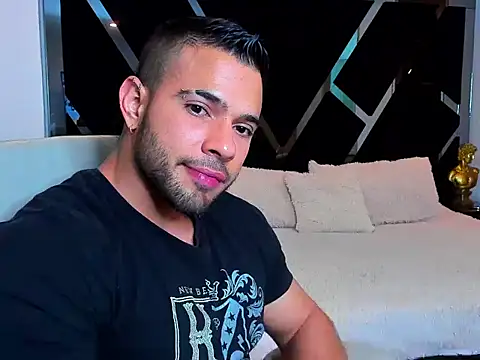 Raytorres online show from 04-02-26, 03:57