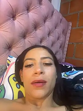 Snapshot of Jill_valen chatting on 06-20-26, 03:00 Jill valen online show from 06-20-26, 03:00