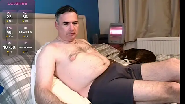 Snapshot of Pauly_Andrew chatting on 03-31-26, 08:33 Pauly Andrew online show from 03-31-26, 08:33