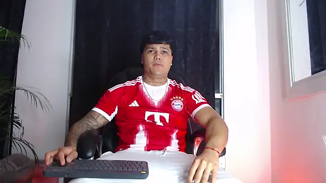 Pedro x777 online show from 04-22-26, 12:28
