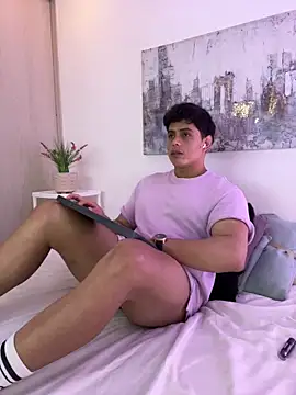 Snapshot of __armin chatting on 03-27-26, 07:06 armin online show from 03-27-26, 07:06