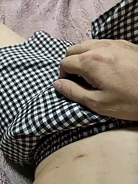 momon3333 online show from 06-25-26, 11:37