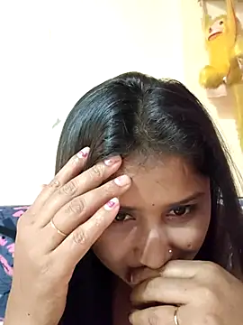 Tridha 2 online show from 05-28-26, 01:06