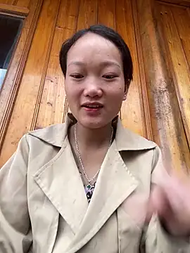 Jolinie online show from 04-18-26, 01:30
