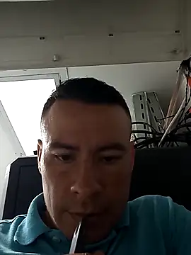 Snapshot of Meliods chatting on 03-24-26, 01:33 Meliods online show from 03-24-26, 01:33