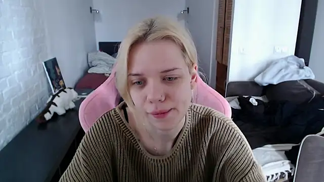 Snapshot of TenderChloe chatting on 04-05-26, 08:54 TenderChloe online show from 04-05-26, 08:54