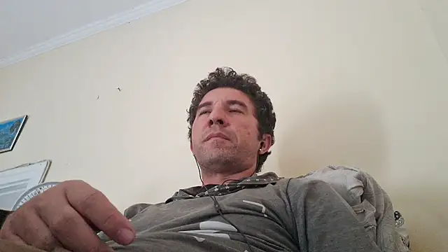 Sueliton2 online show from 04-10-26, 06:37