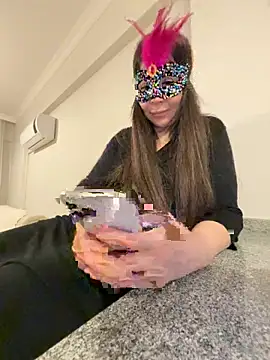 lilyums online show from 04-18-26, 05:48