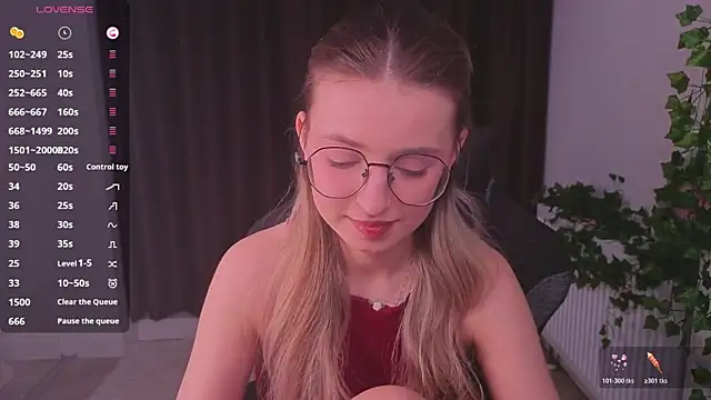 aviaveavii online show from 07-05-26, 07:10