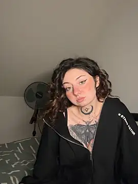 Snapshot of milou_xtx chatting on 03-24-26, 07:58 milou xtx online show from 03-24-26, 07:58