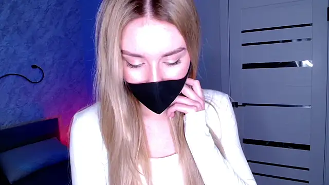 LulyDOLL online show from 04-08-26, 06:26