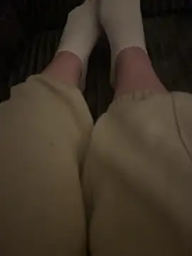 LilouPieds online show from 03-24-26, 06:41