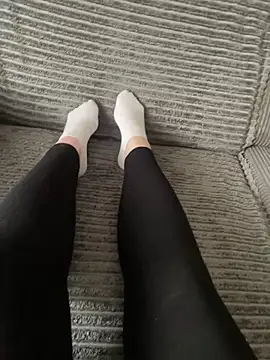 LilouPieds online show from 03-29-26, 03:02