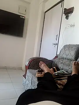 B S0051 online show from 04-06-26, 04:19