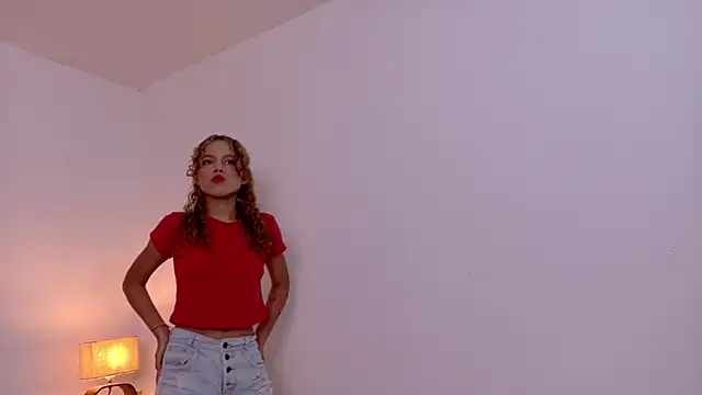 lia valmont 01 online show from 03-26-26, 06:50