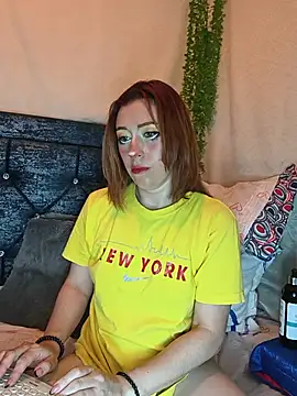 Amber prada online show from 06-25-26, 12:41