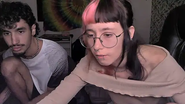Moon  online show from 05-16-26, 03:38