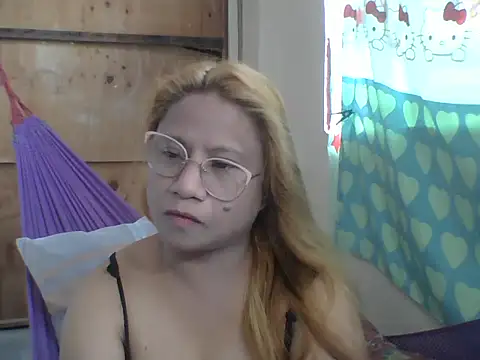 PinayChristine online show from 04-09-26, 03:52