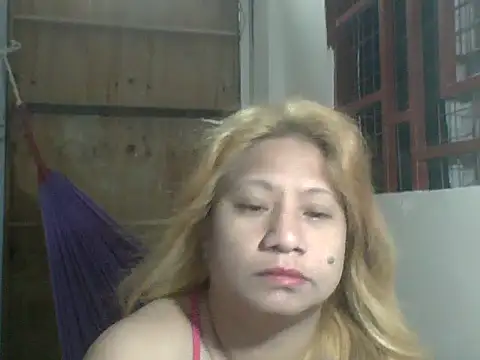 PinayChristine online show from 04-12-26, 06:44