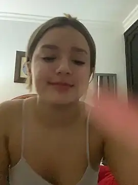 Snapshot of valvam_ chatting on 05-13-26, 10:11 valvam online show from 05-13-26, 10:11