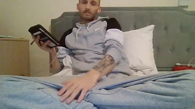 feetlovrr94 online show from 03-31-26, 10:23