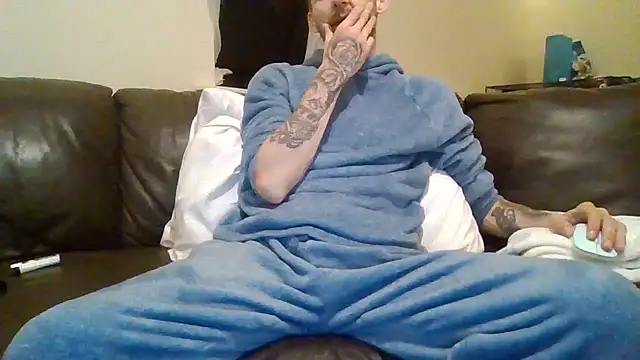 feetlovrr94 online show from 04-09-26, 01:40