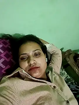 Snapshot of Diyagupta26 chatting on 04-02-26, 03:51 Diyagupta26 online show from 04-02-26, 03:51