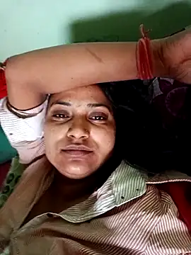 Snapshot of Diyagupta26 chatting on 04-03-26, 04:30 Diyagupta26 online show from 04-03-26, 04:30