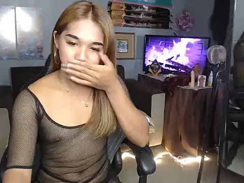 fuckercumm online show from 05-14-26, 02:19