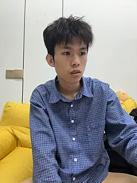 zzzzppp3 online show from 05-10-26, 02:26
