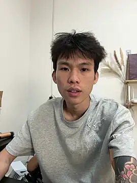 zzzzppp3 online show from 04-18-26, 03:31