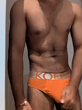 handsome-hunky online show from 05-13-26, 06:37
