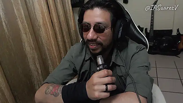 IASuarezV online show from 04-18-26, 05:54