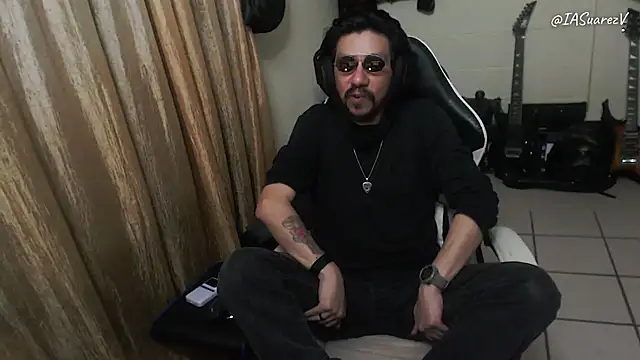 IASuarezV online show from 04-26-26, 06:32