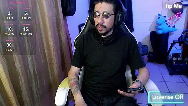IASuarezV online show from 05-19-26, 05:36