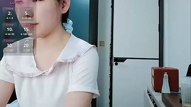 yunsu-68 online show from 06-17-26, 08:25