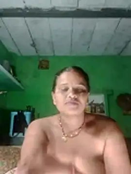 Snapshot of Shivani09900 chatting on 07-08-26, 08:53 Shivani09900 online show from 07-08-26, 08:53