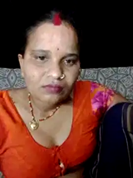 Snapshot of Shivani09900 chatting on 05-27-26, 06:48 Shivani09900 online show from 05-27-26, 06:48