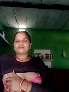 Snapshot of Shivani09900 chatting on 06-27-26, 10:10 Shivani09900 online show from 06-27-26, 10:10